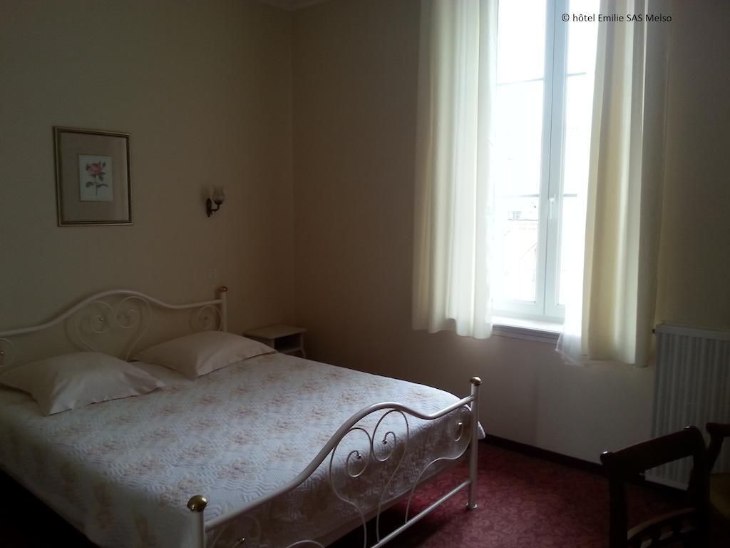 Hotel Emilie Royan Phòng bức ảnh